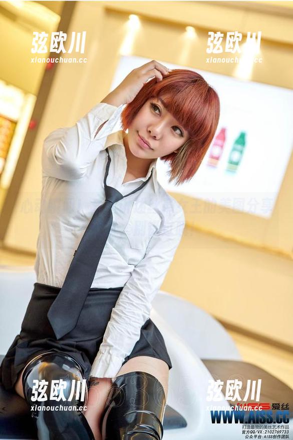 心动瞬间！爱丝讲述丝革女王的美图分享故事，别错过哦！