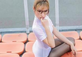 AISS爱丝(黄金版) - 当索菲遇上滑板：那些让你想下载的少女写真