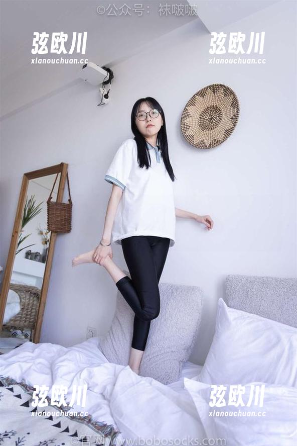 BoBoSocks袜啵啵-甜甜圈 BoBoSocks袜啵啵 - 让人心痒的合集:甜甜圈黑丝下载,脚尖微加固果然不同