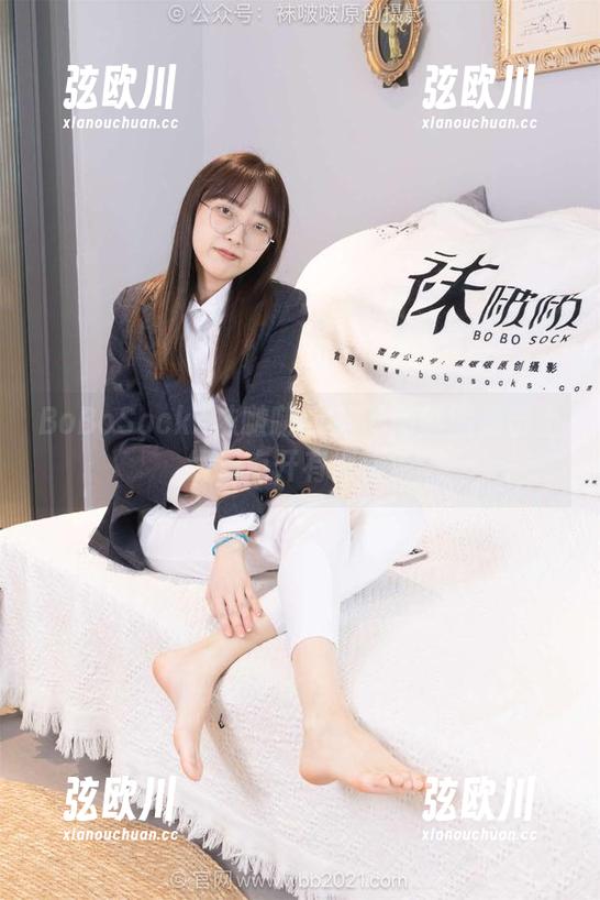 BoBoSocks袜啵啵 - 苏苏肉丝图集已上线，点开有惊喜！