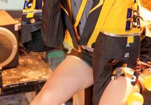 丝袜写真新星PoppaChan，壁纸爱好者的心声