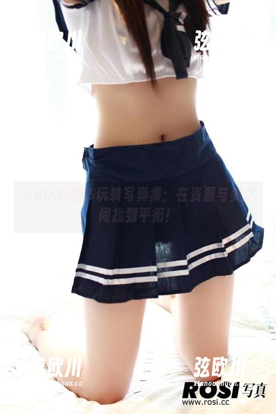 从ROSI秘书玩转写真集：在资源与美之间找到平衡！