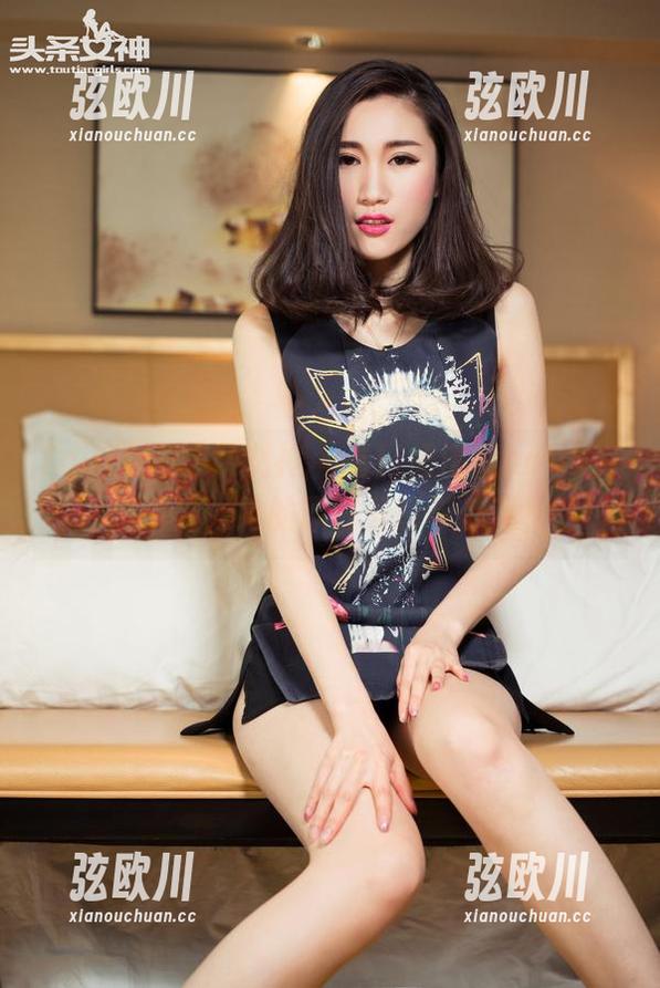 TouTiao头条女神 - 看！杨漫妮baby变身御姐，她的原图分享带你飞！