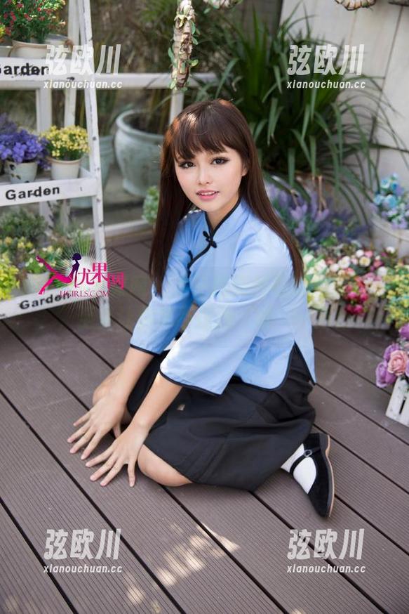 UGirls尤果网 - 游子熙美脚最新合集登场，至少让你忍不住想‘哦’一声！