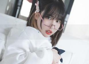 走进Uhye(이유혜)的PureMedia，图库里的资源堪称完美诱惑！