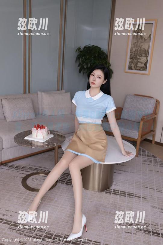 Xiuren秀人网 - 大橘BBKira的睡衣日常：写真集更新，光影游戏中的小秘密