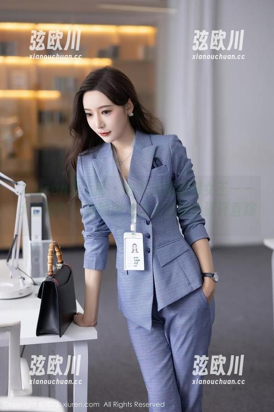 Xiuren秀人网 - 内衣界的福利女王——大白兔吖！她的图包让我这颗心砰砰直跳。
