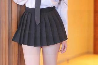 Xiuren秀人网 - 嘿，米粒子最新女王合集，为什么每一张都能引发我的无尽遐想？