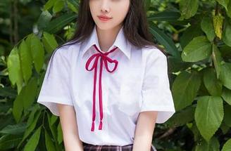 Xiuren秀人网 - 快来围观！糯美子死库水图包，湿身效果超赞！