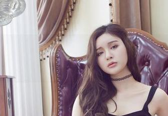 YouWu尤物馆 - 校园里的美丽邂逅：免费下载王紫琳写真，绝对不亏！