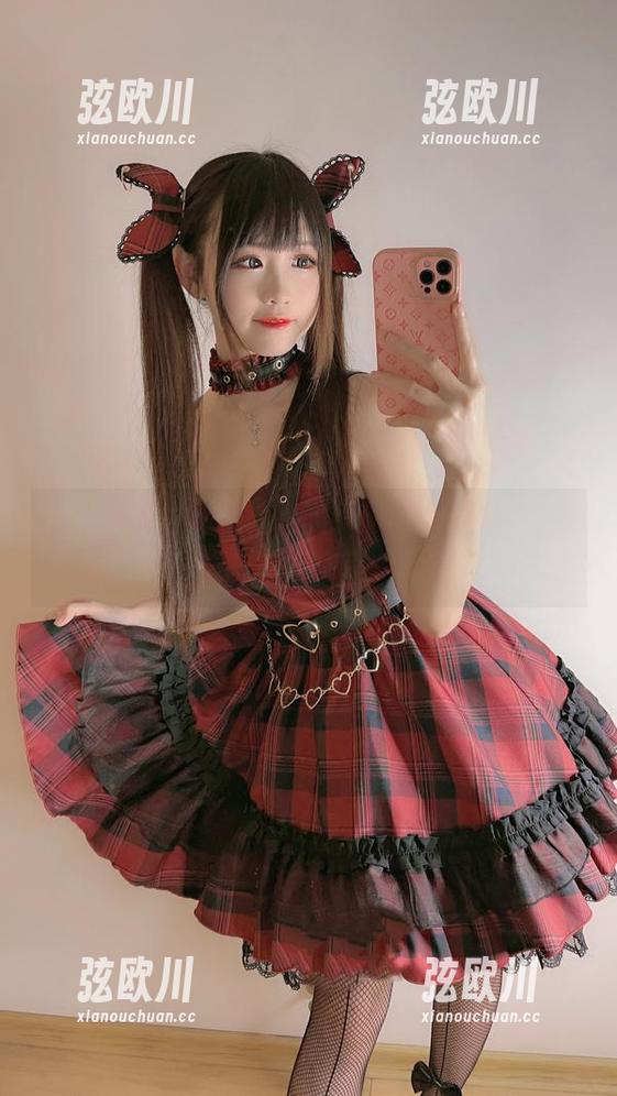 Miko酱的女仆写真合集：更新也太会撩了，谁还有空去吃饭？