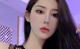 微密圈 - 高清图库新玩法，跟着不爱笑的赛琳一起打破御姐天花板！