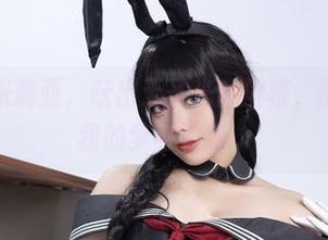 九言的艾米莉亚，跃出无圣光的屏幕，图片里藏着我的梦与幻想。