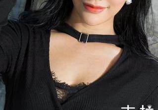 克拉女神 - 吕佳的美腿图集，它的最新更新给我带来了一阵心跳加速！