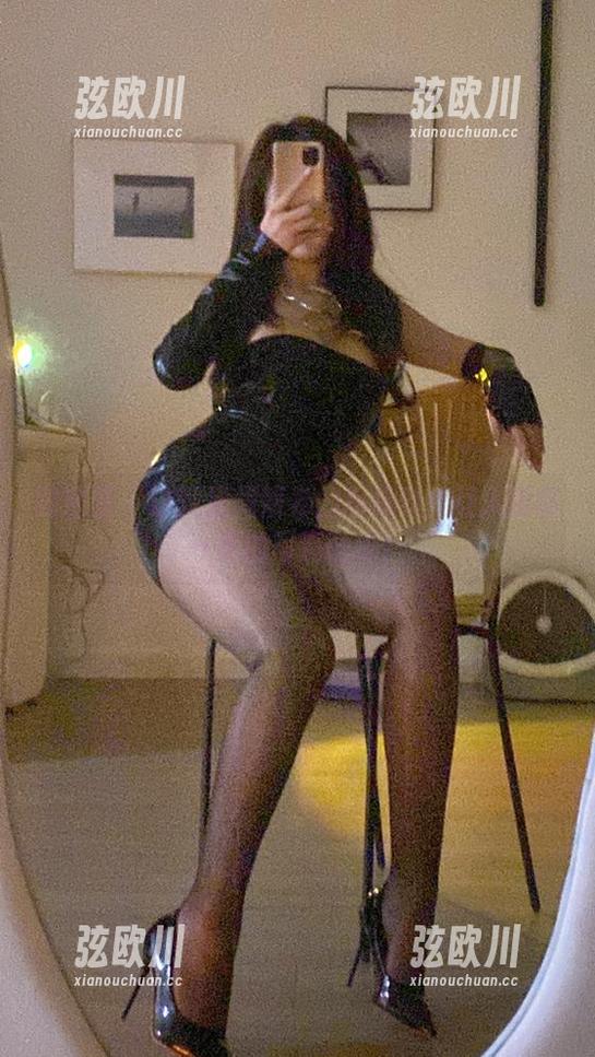 微密圈 - 这就是周妍希的高跟鞋：让人眼前一亮的写真壁纸！