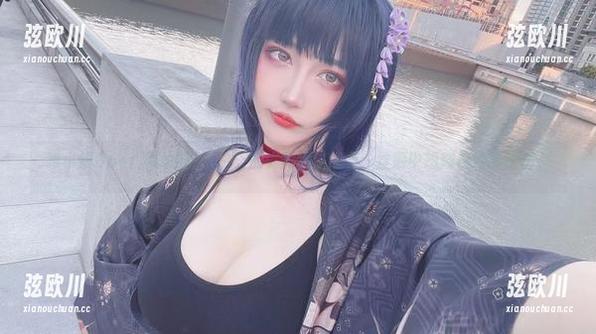 啾小妍Deer黑丝原图：白天的光影太过温柔，丝滑中想窥视她的秘密。