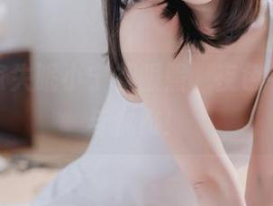 最新独家失眠小宁礼服照，夜色中的不安与优雅！