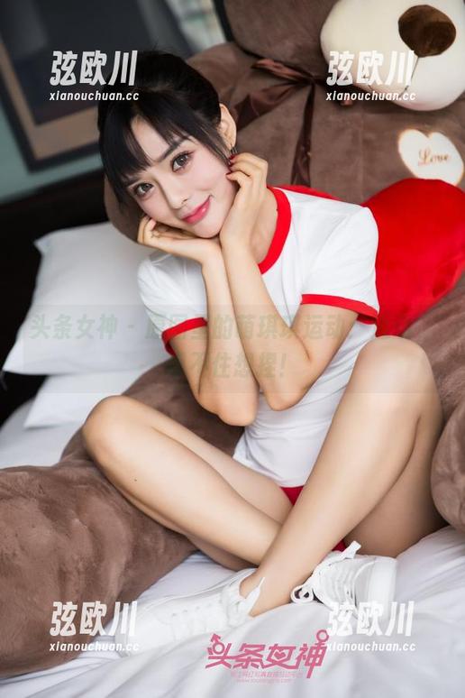 头条女神 - 原图里的萌琪琪运动：运动，忍不住想捏！