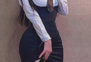 微密圈 - 最新套图上线：姐姐Lalion的护士姐姐，职场与梦幻的完美结合！