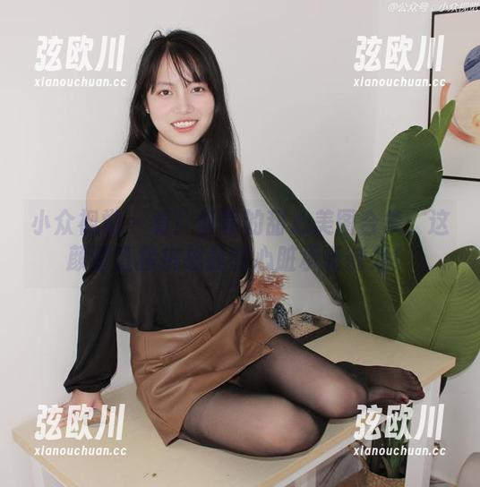 小众视觉 - 看！蓉蓉的甜心美图合集：这颜值直接挑战我的心脏承受能力！