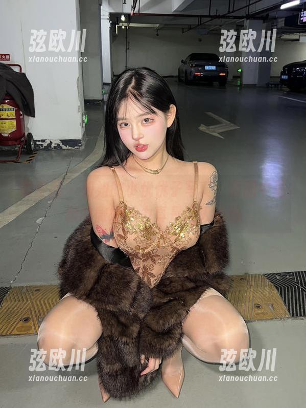 微密圈 - 姐姐的小优优子写真，原图中蕴藏的微妙魅力真是让人心动