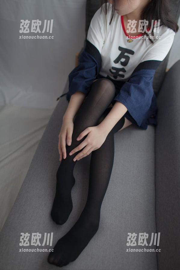 少女秩序 - 探索晞可网袜写真，谁说袜子不能成为时尚的主角？
