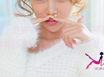 尤果网 - 在Wendy的办公室中探寻那些隐秘的写真作品，哎哟，真香！