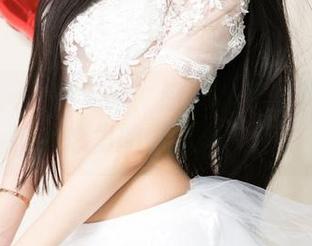 尤果网 - 一秒变身！赵娜娜万圣节图包揭秘她心里的“万圣女王”