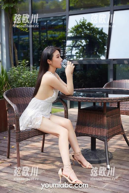 尤蜜荟 - 晚上的奇幻之旅：费若拉午夜迷情图集来袭