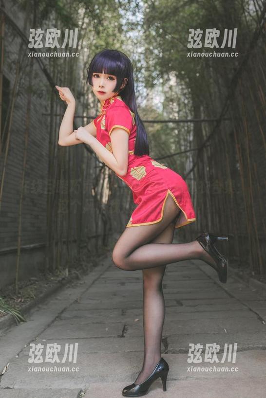 在线目睹巧克力小圆面包的连体衣合集：这个风格我还真get不到！