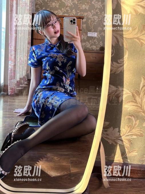 微密圈 - 全套张思允nice黑丝制服照片：油腻但好看，真是让人怀疑人生！