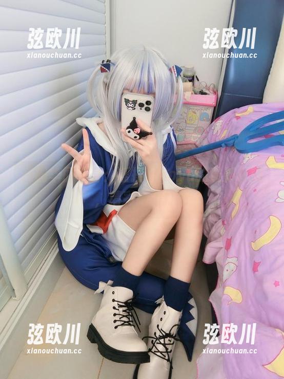 校园华丽转身：摇摇乐yoyo的最新套图，精彩绝不打折