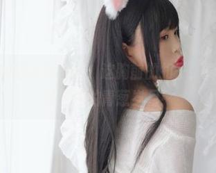 杏子夫人制服精选图库：这胸前的扣子，真是让我想起了我的青葱岁月！