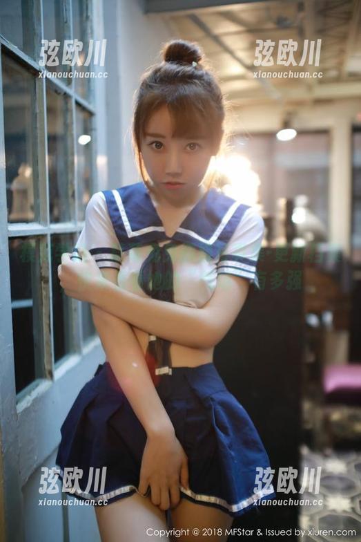 模范学院 - 草莓兔兔御姐写真集-更新档案，快来看看她的“气场”有多强