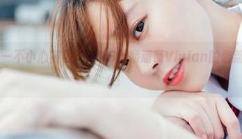 波萝社 - 一不小心被萌到，K8傲娇萌萌Vivian的最新校服作品！