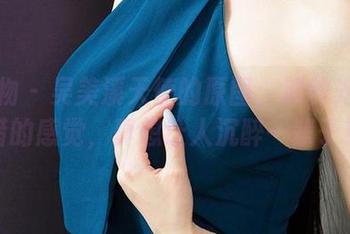 爱尤物 - 吴美溪天使的原图：那种光影交错的感觉，真想让人沉醉一辈子！