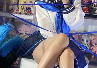 白栎Shirly的私拍：明日方舟里的烟旗袍，真的太让人晕了