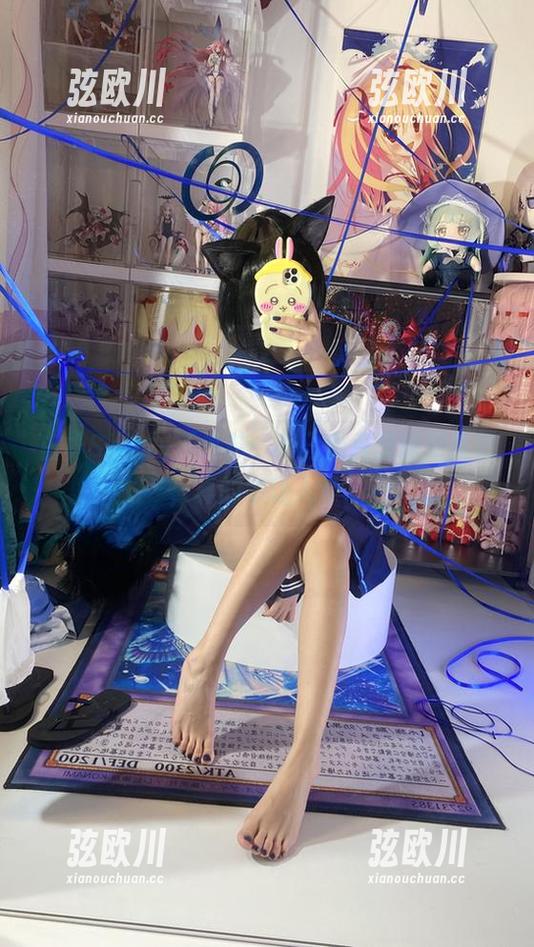 白栎Shirly的私拍：明日方舟里的烟旗袍，真的太让人晕了