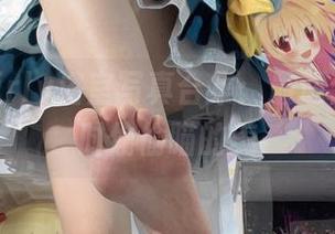 白栎Shirly浴室写真合集：最适合在洗澡时偷偷瞄的美