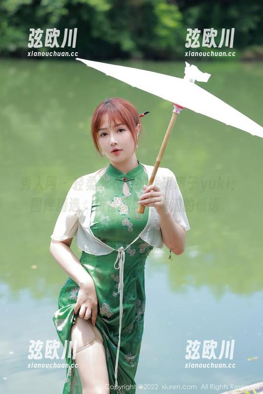 秀人网-优琪琪子yuki 秀人网 - 轻柔泳衣下的优琪琪子yuki:图库精选,仿佛能听见海浪的低语。