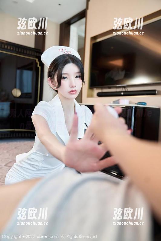 秀人网 - 谁说粉色是少女色？刘艾琳Allen最新图库告诉你：成年人的味道！