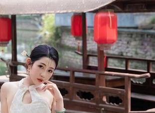 秀人网 - 让人意犹未尽的图库：恩一和她的体操服