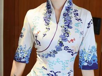 秀人网 - 糯美子nini的校园探险作品集：迷失在阳光和校服之间