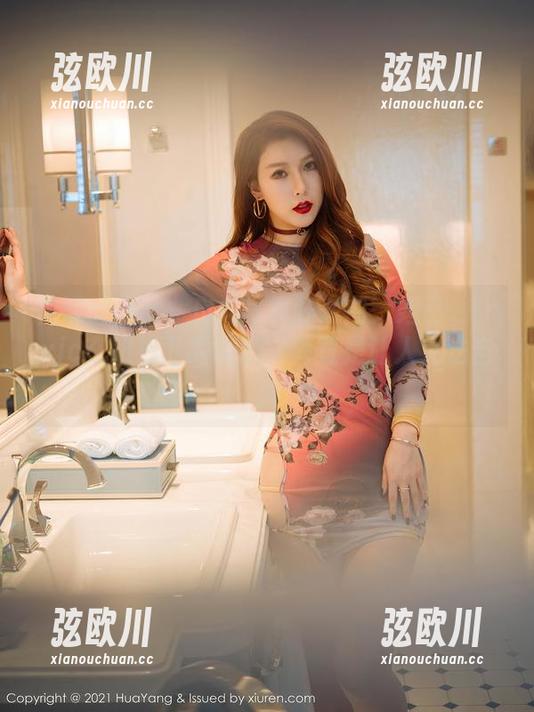 花漾show - 户外写真狂想曲：妲己_Toxic在阳光下的身影，简直是让人无法自拔