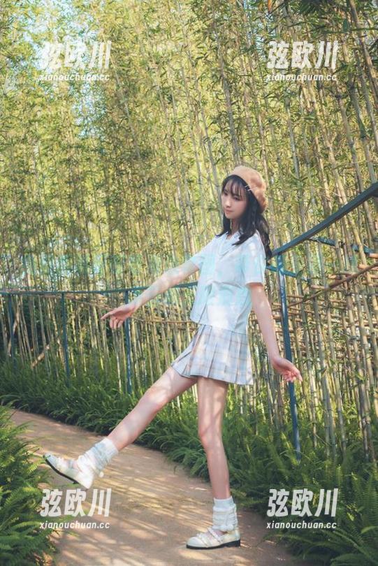 免费西呱呀呀呀海边套图，带你感受那一抹海蓝和无限遐想