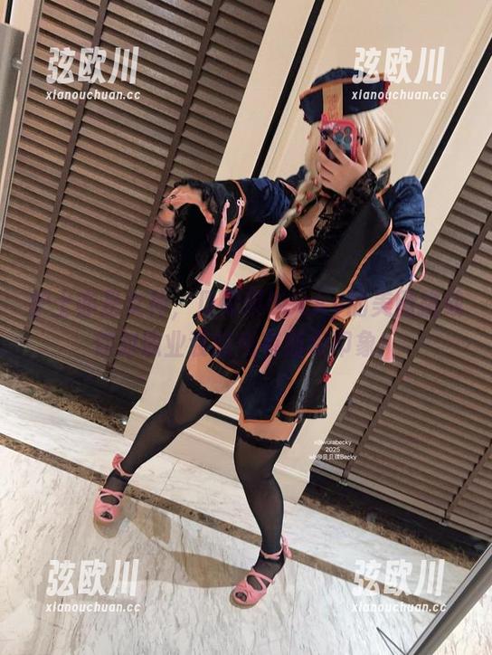贝贝琪Becky 护士亦是女神,贝贝琪Becky的美图挑战你对职业装的所有刻板印象!