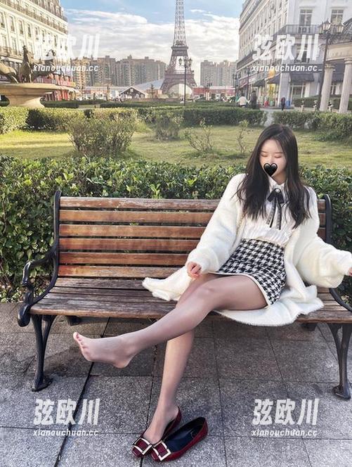 微密圈 - 迷幻肉丝蓝高跟！软妹小九九的高清作品等你下载，绝对不失望！