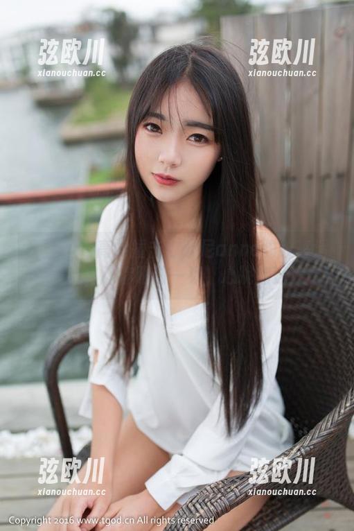 青豆客 - 高能撞击！欧尼anne豹纹高清壁纸，让你眼前一亮，心跳加速！